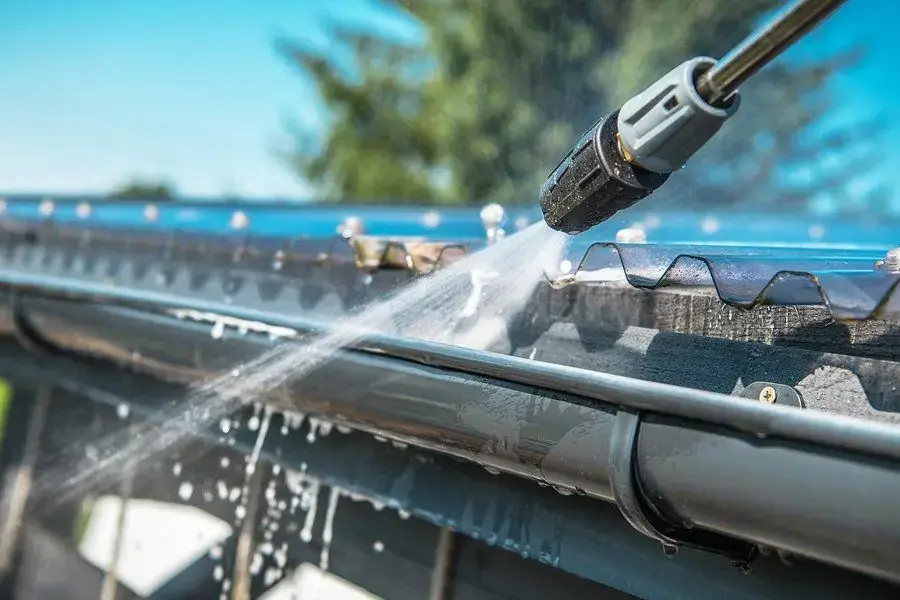 Residential gutter maintenance detail