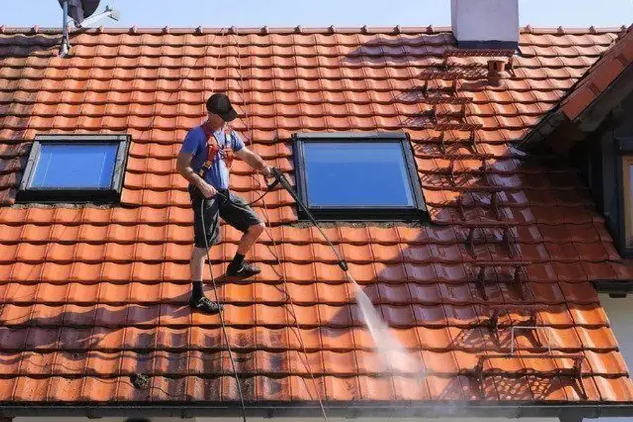 Residential gutter maintenance detail